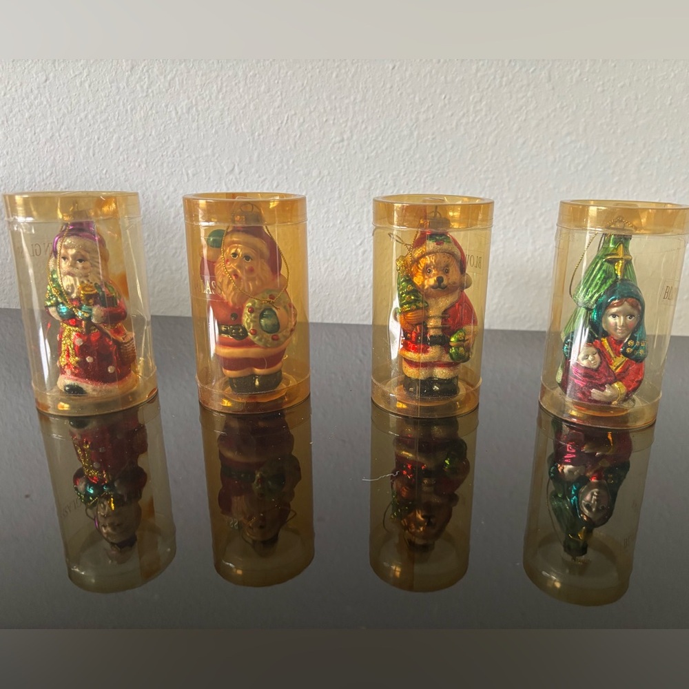 Greenbrier blown glass Christmas ornaments set up for each 4 inches